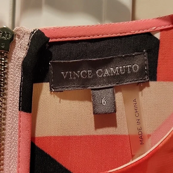 Vince Camuto geometric patterned dress - Picture 2 of 5